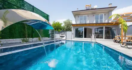 Villa Kanira
