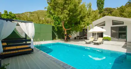 Villa Sarp