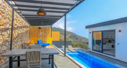 Villa Mullera Poolsuit 9