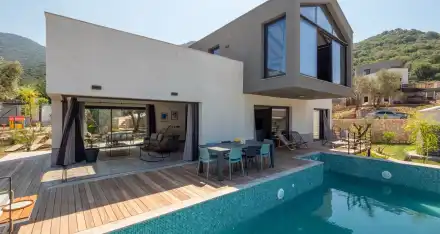Villa Notos Apolloina