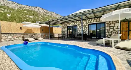 Villa Badem Çiçeği