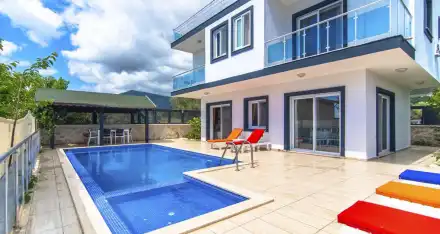 Villa Cemre Üzümlü