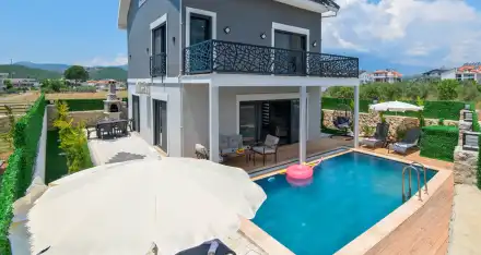 Villa Holiday