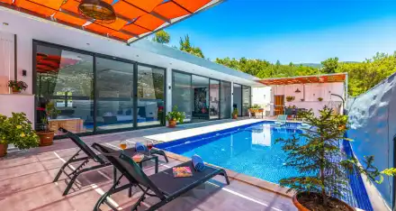 Villa Neon İslamlar
